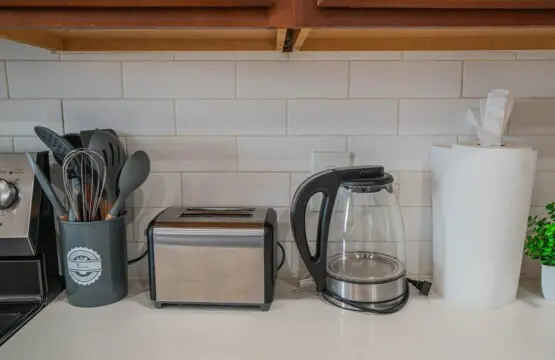 9969ef93 8871 4a GKJVv