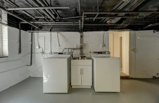 ae8a89b2 7ae4 4c 7YL7I