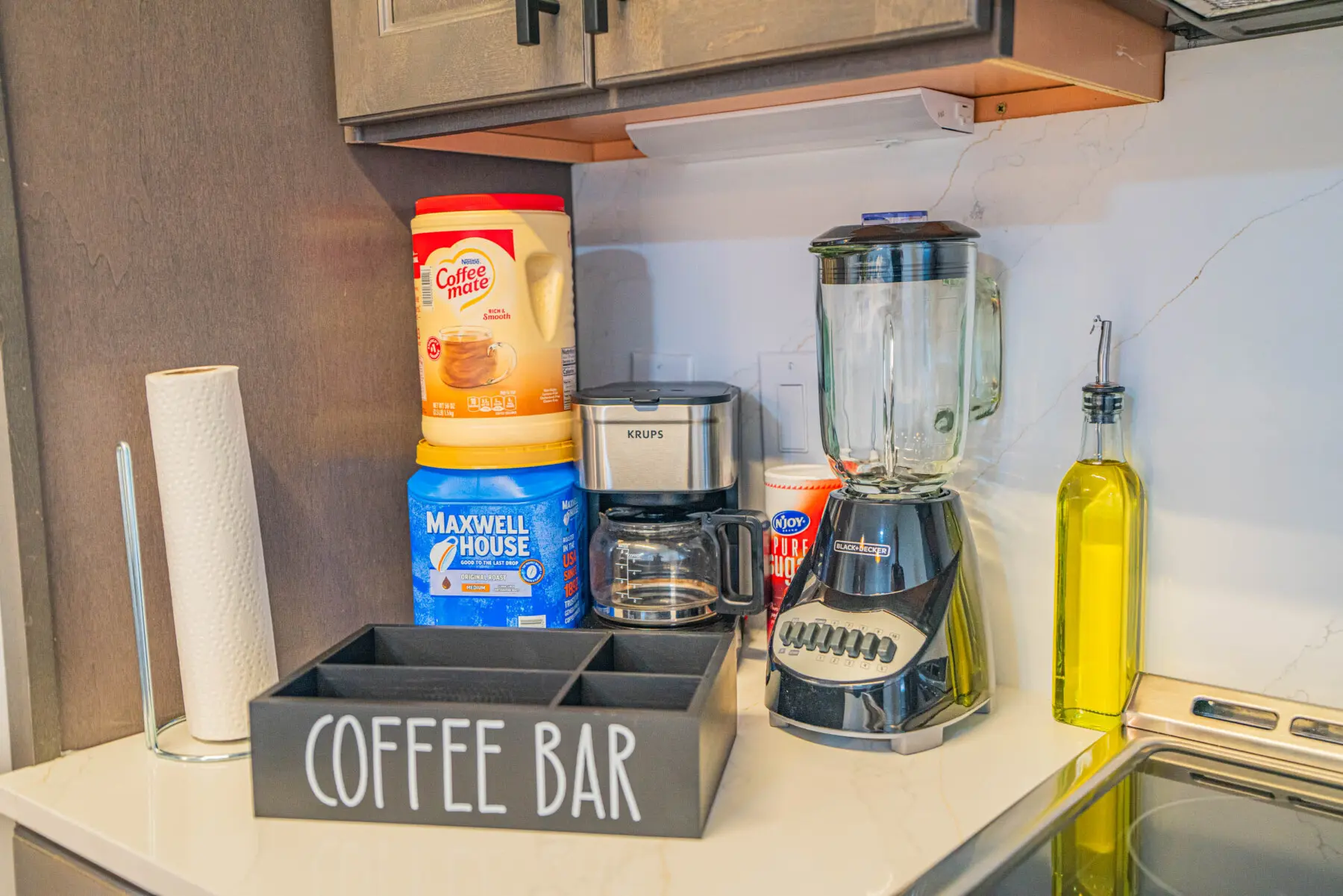 atqglpvwxfknnruihik1