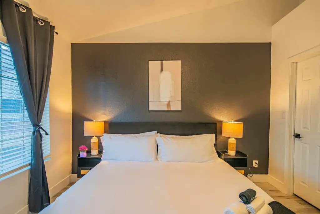 b56dd4a8 74ad 4d 06Re0