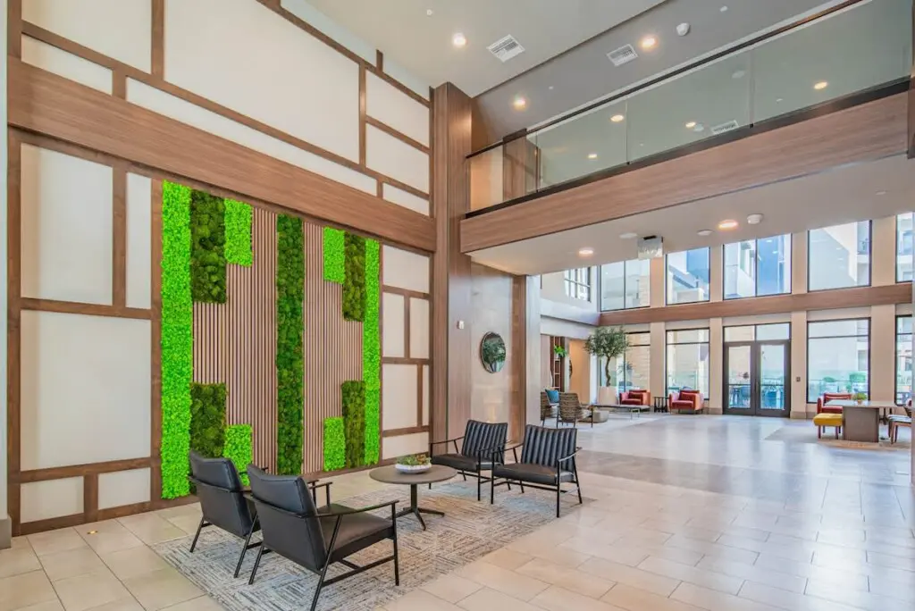 b6c9e274 655f 4c bMuhL