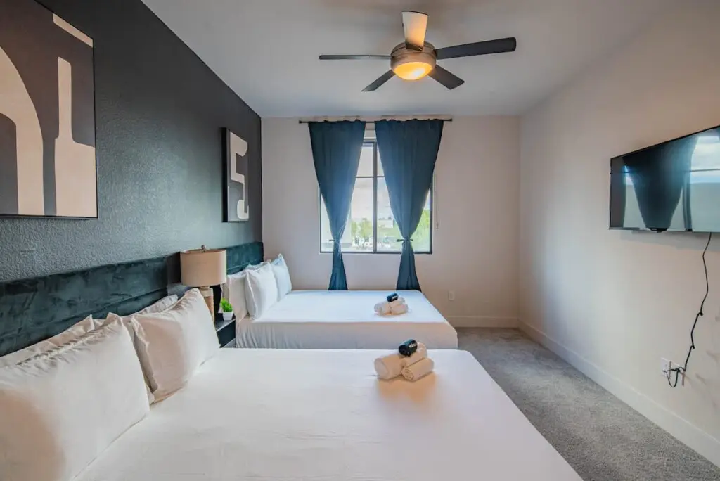 cadbf7a9 d1dd 47 NBcDc