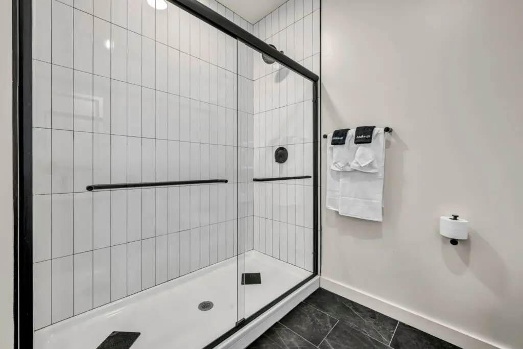 cq61ccyqop8bdpztsejy