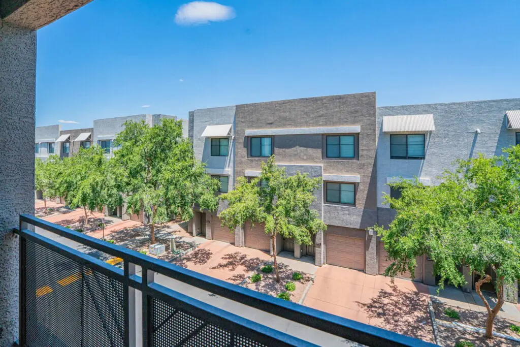 d4falioyxlszntc71xsd