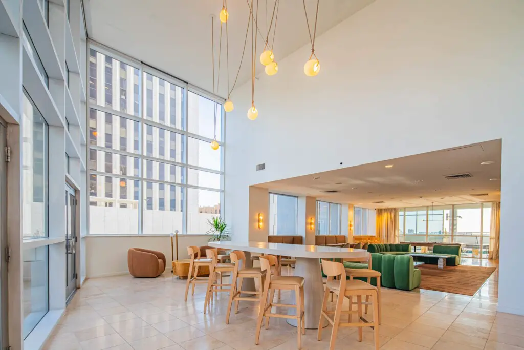 dbmwokm65agzss8jvvu6