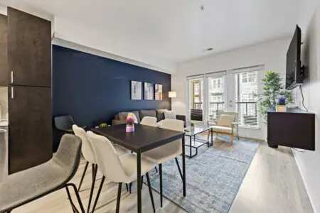 f83fe5d1 7ddc 4a HXBCH