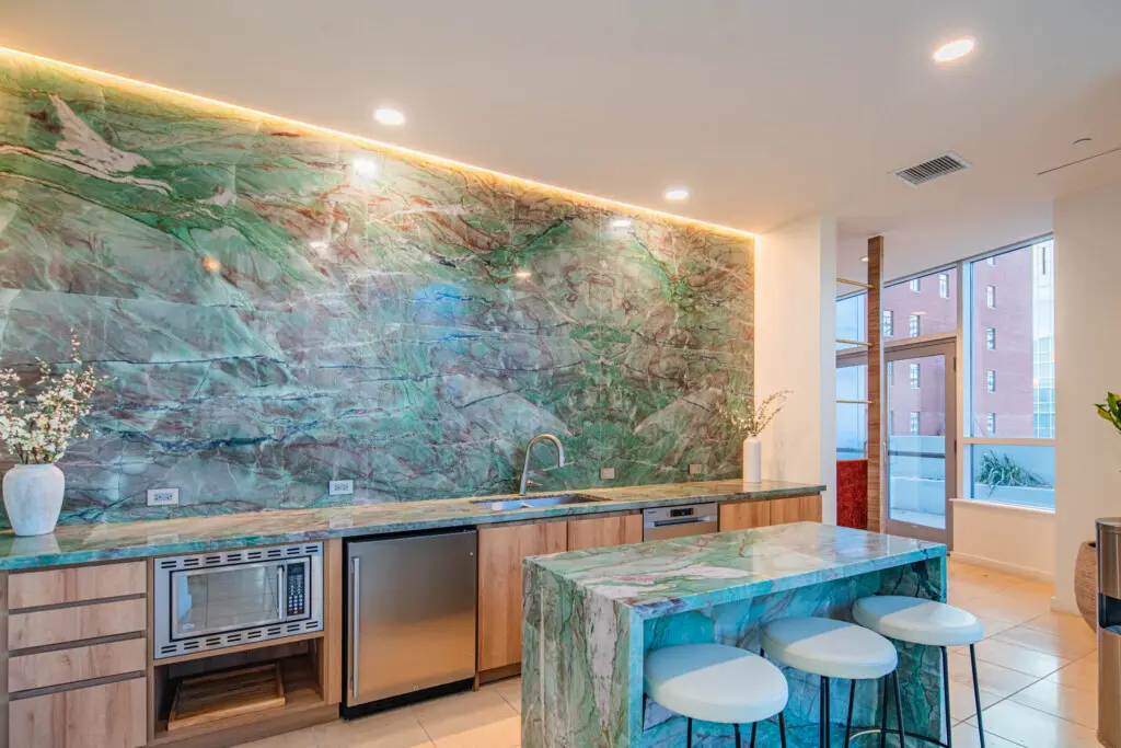 fdfmhvhxi2p1qqosytpd