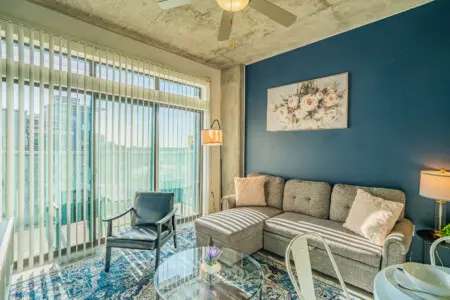 ixfbnc03u76vl9a6mj4q