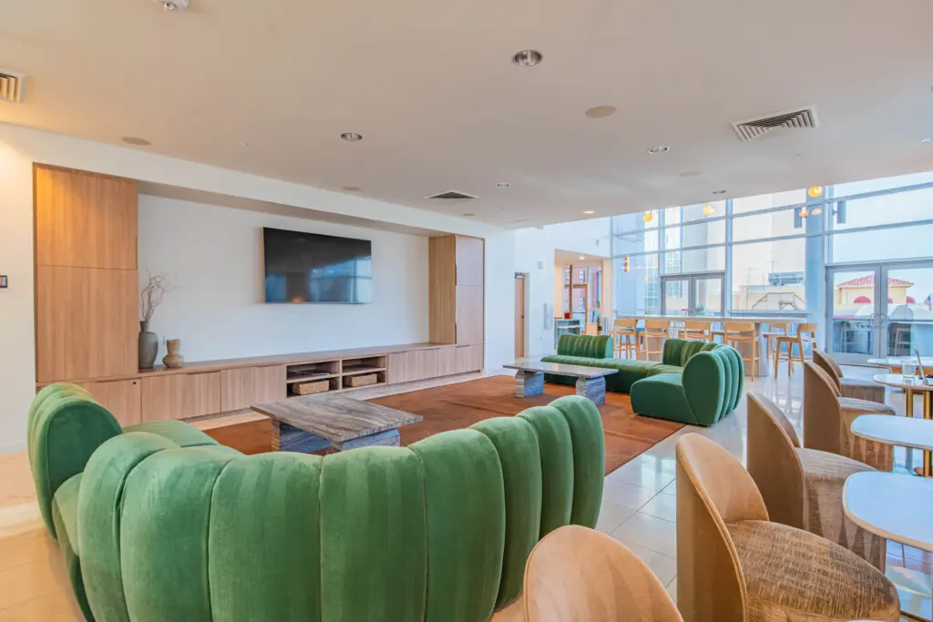 iys049gy6mqdq7omtl2z