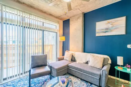 qw2lelczcckhuyefglvk