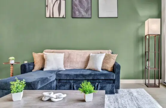 zoe231yrqlmzqay2caai