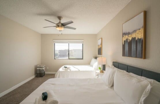 bfa53694 eeb8 48 cymbG.jpg
