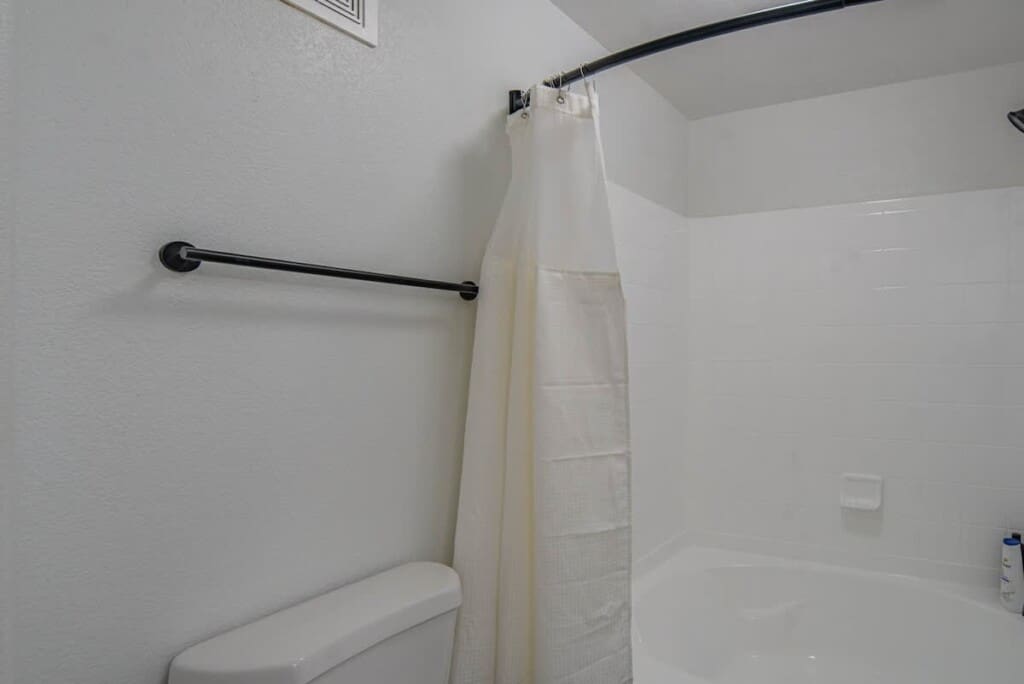 453ef735 bf67 44 2zDG4.jpg