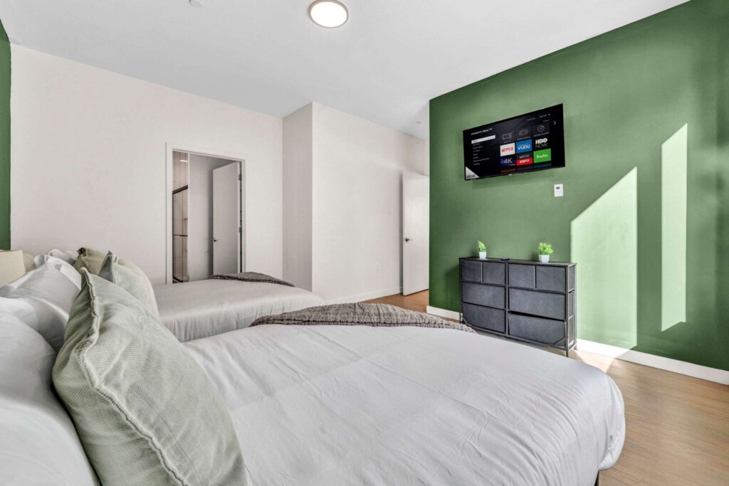 qyrmkrphydhevhfifbzj