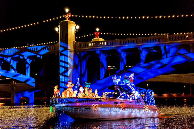 fantasty of lights boat parade 001 credit downtown tempe authority